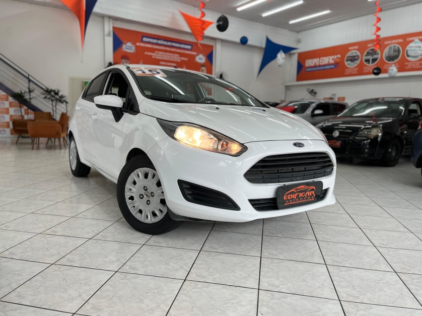 Ford New Fiesta 1.5 16V 2015