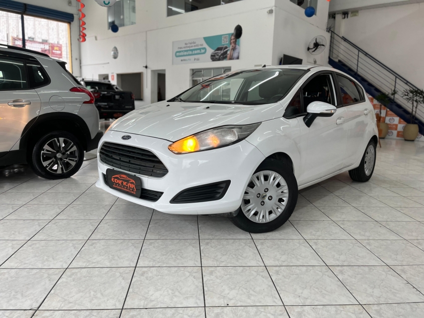 Ford New Fiesta 1.5 16V 2015