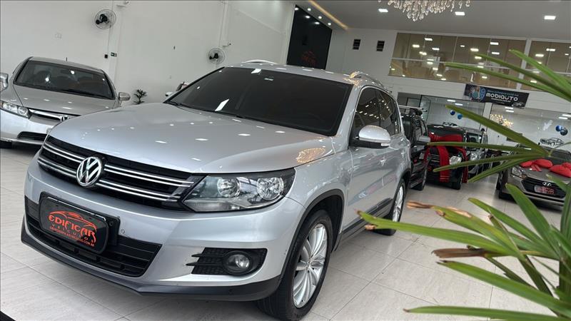 VOLKSWAGEN TIGUAN 2015