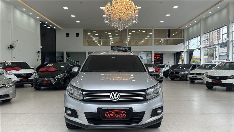 VOLKSWAGEN TIGUAN 2015