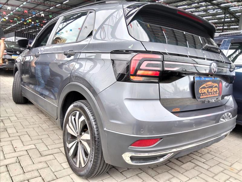 VOLKSWAGEN T-CROSS 2024