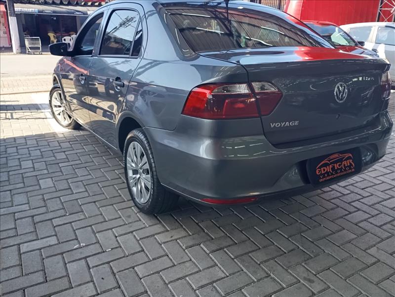 VOLKSWAGEN VOYAGE 2023