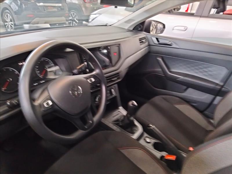 VOLKSWAGEN POLO 2024