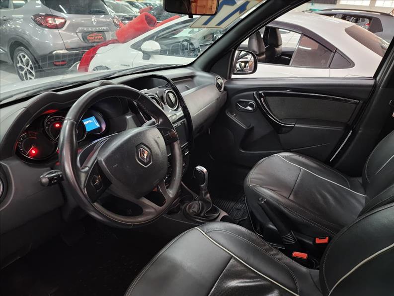 RENAULT DUSTER OROCH 2017