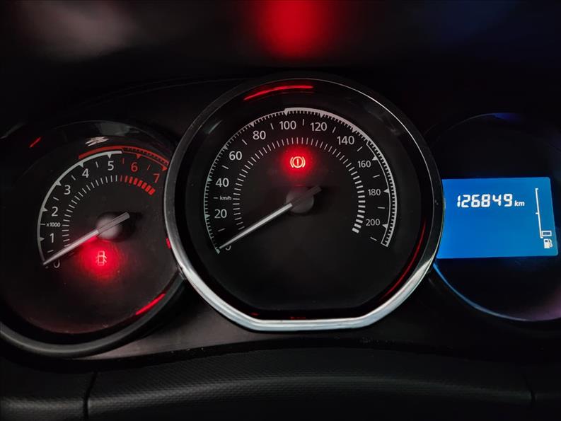 RENAULT DUSTER OROCH 2017