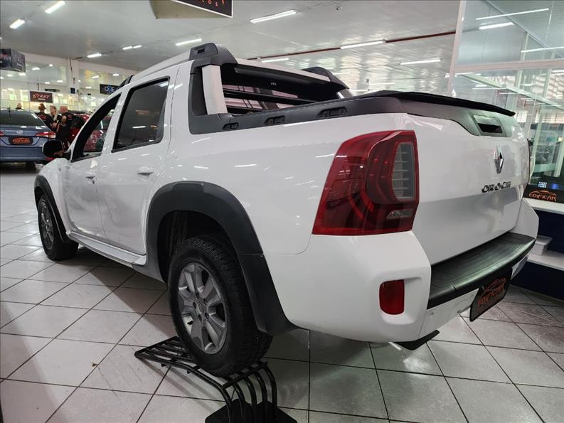 RENAULT DUSTER OROCH 2017