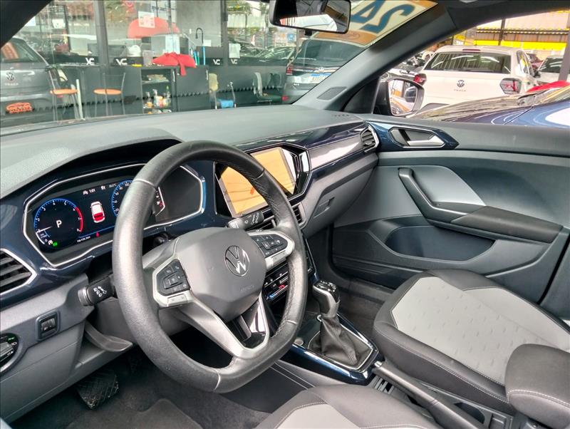VOLKSWAGEN T-CROSS 2024