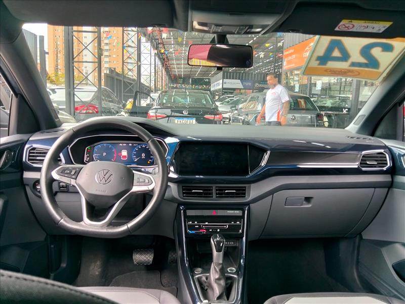 VOLKSWAGEN T-CROSS 2024
