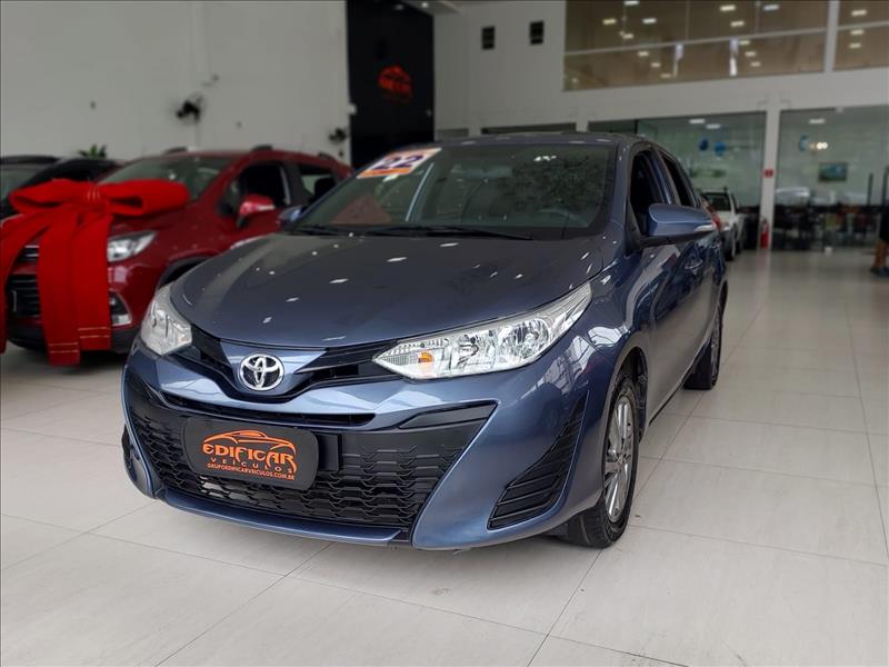 TOYOTA YARIS 2022