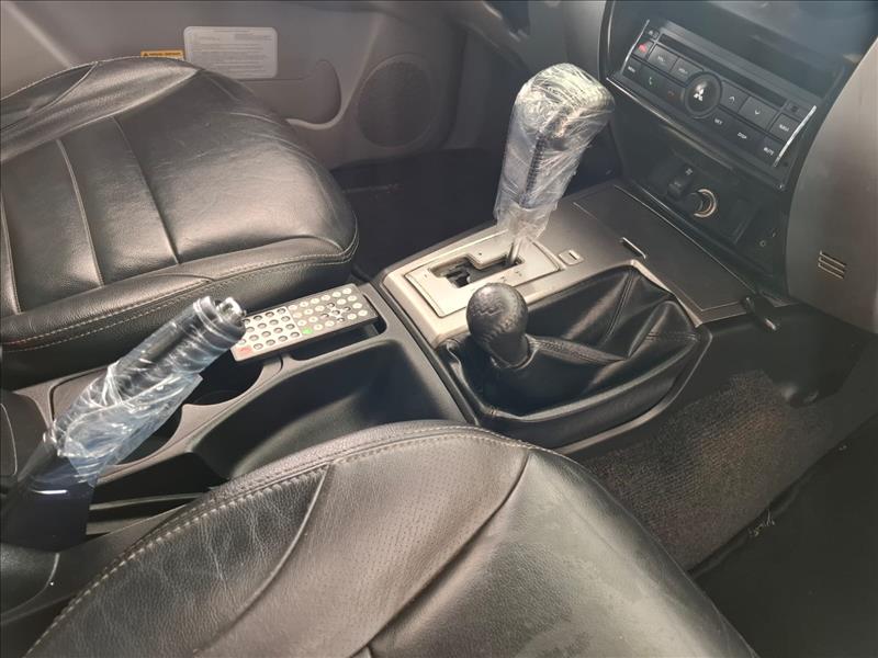 MITSUBISHI PAJERO DAKAR 2015