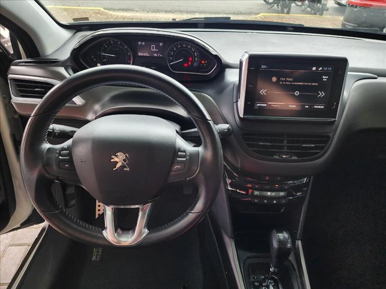 PEUGEOT 2008 2019