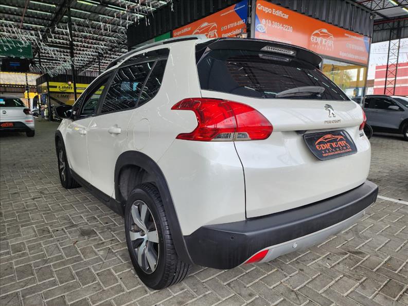 PEUGEOT 2008 2019