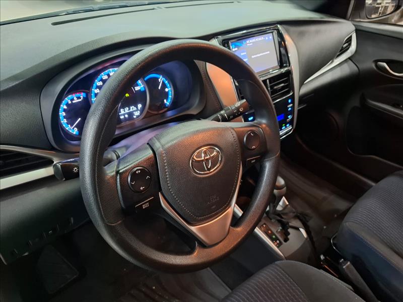 TOYOTA YARIS 2020