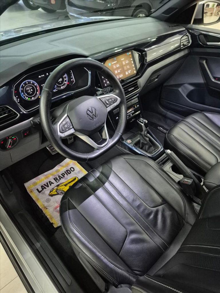 VOLKSWAGEN T-CROSS 2022