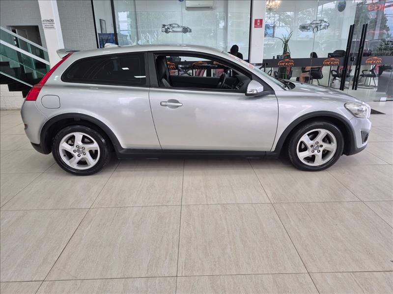 VOLVO C30 2010