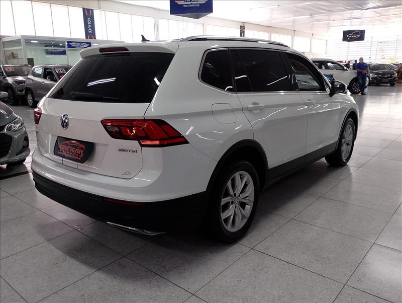 VOLKSWAGEN TIGUAN 2019