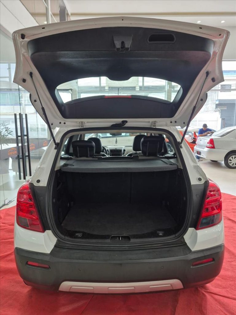 CHEVROLET TRACKER 2014