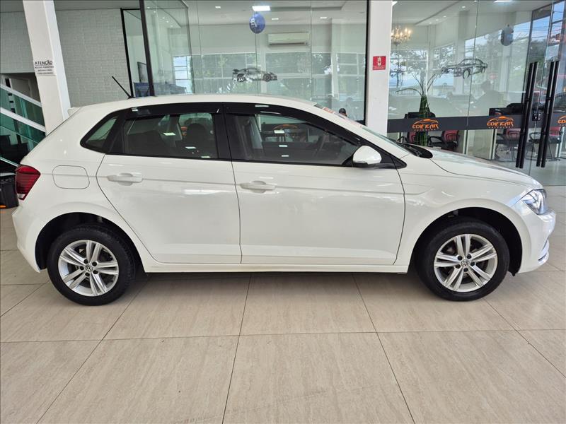 VOLKSWAGEN POLO 2019