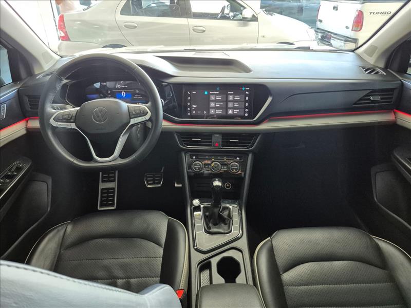 VOLKSWAGEN TAOS 2022