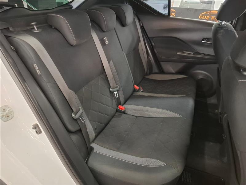 NISSAN KICKS 2017