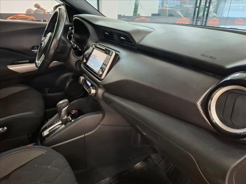 NISSAN KICKS 2017
