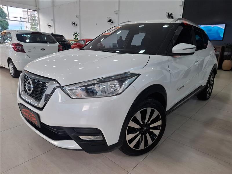 NISSAN KICKS 2017
