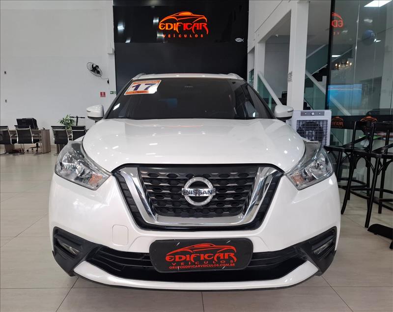NISSAN KICKS 2017