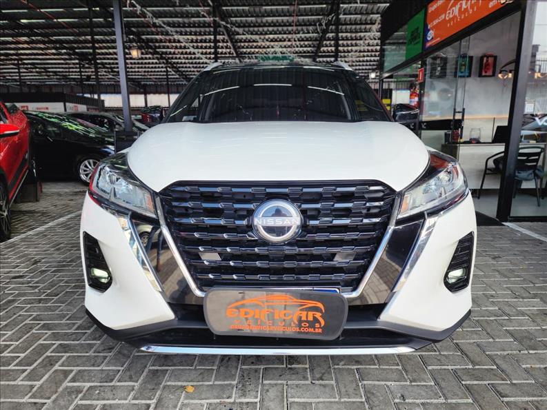 NISSAN KICKS 2024