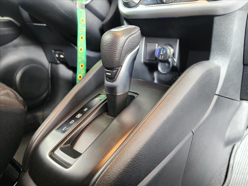NISSAN KICKS 2024