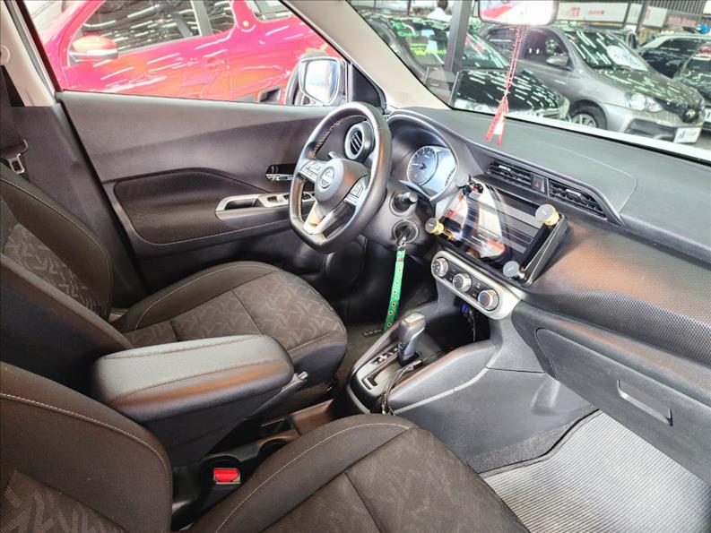NISSAN KICKS 2024