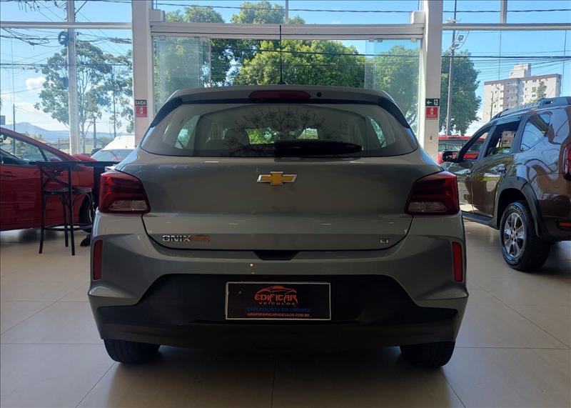 CHEVROLET ONIX 2025