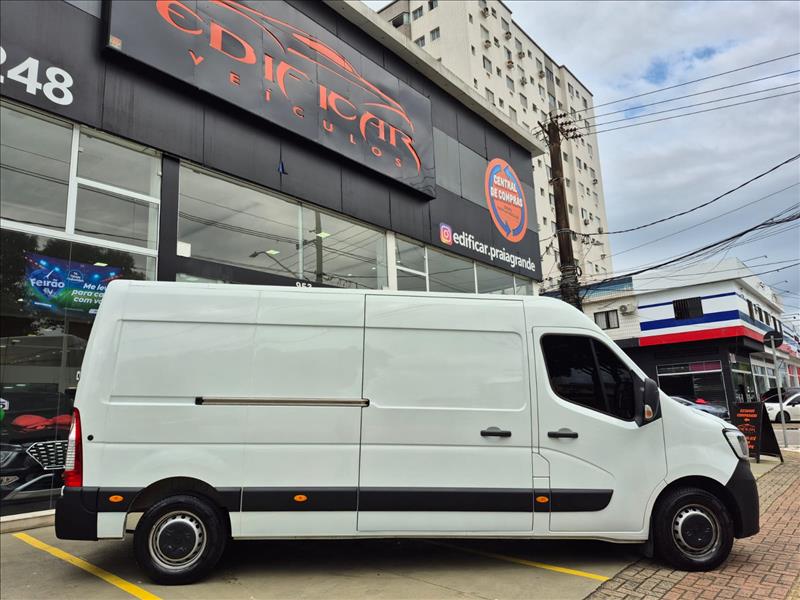 RENAULT MASTER 2026
