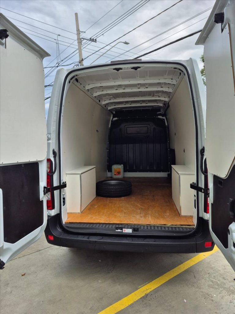 RENAULT MASTER 2026