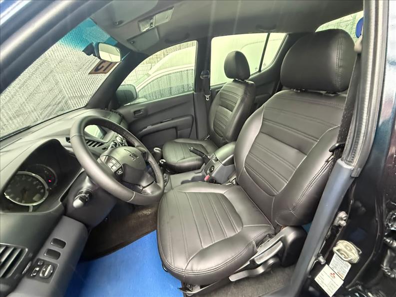 MITSUBISHI L200 TRITON 2013