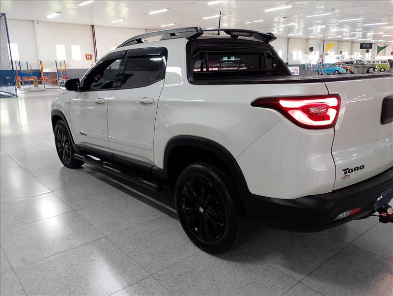 FIAT TORO 2023