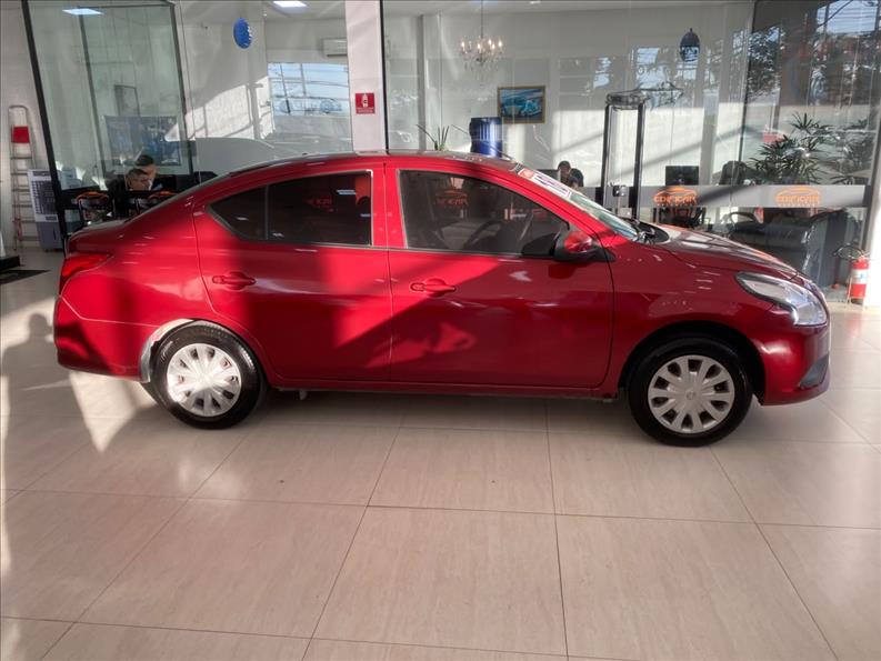NISSAN VERSA 2018