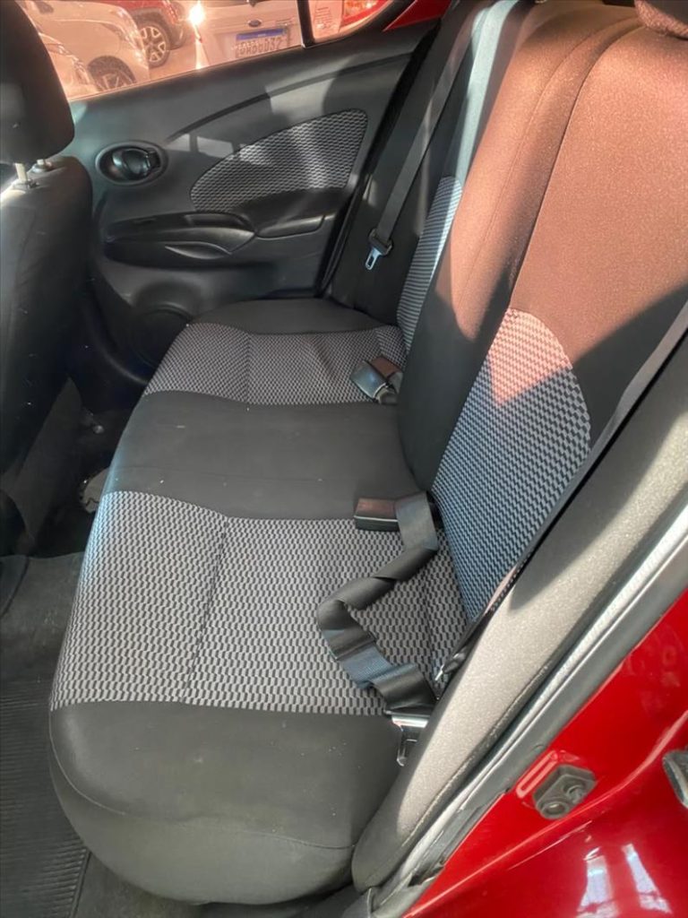 NISSAN VERSA 2018