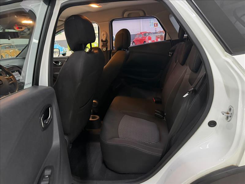 RENAULT CAPTUR 2019
