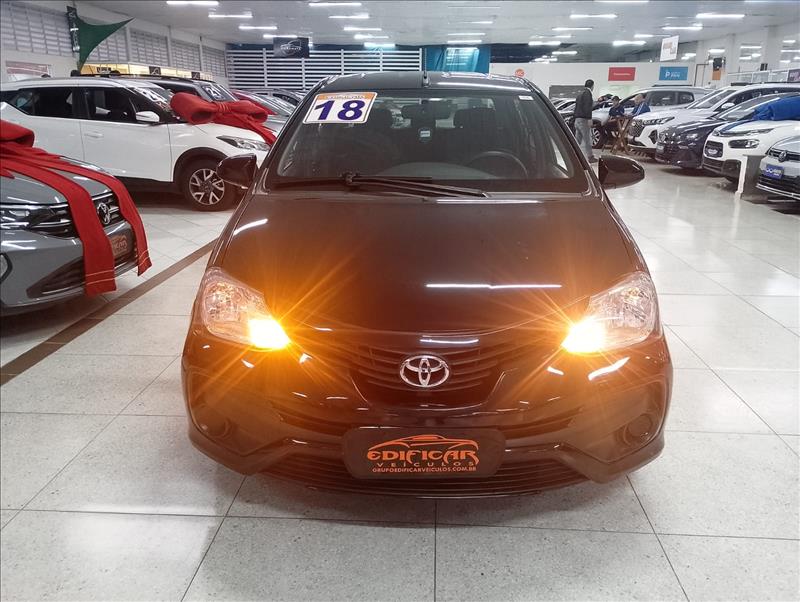 TOYOTA ETIOS 2018