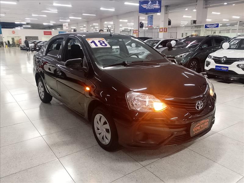 TOYOTA ETIOS 2018