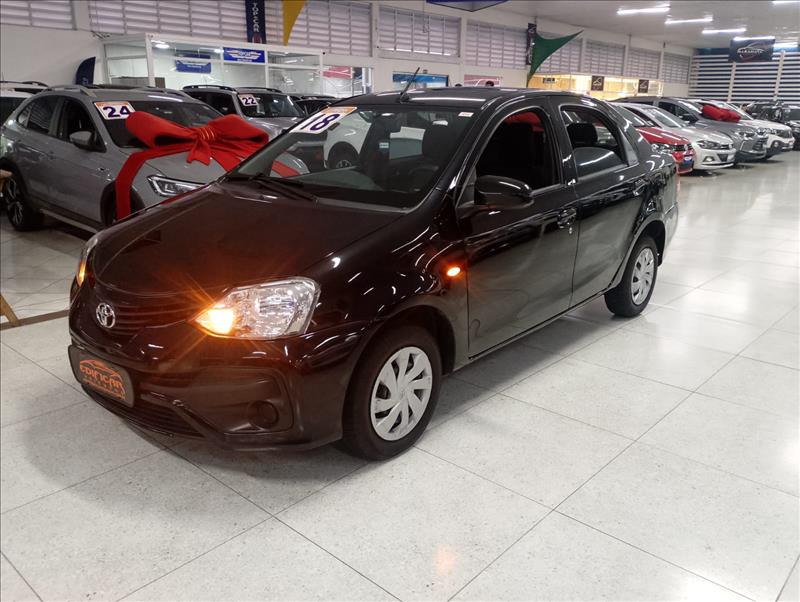 TOYOTA ETIOS 2018