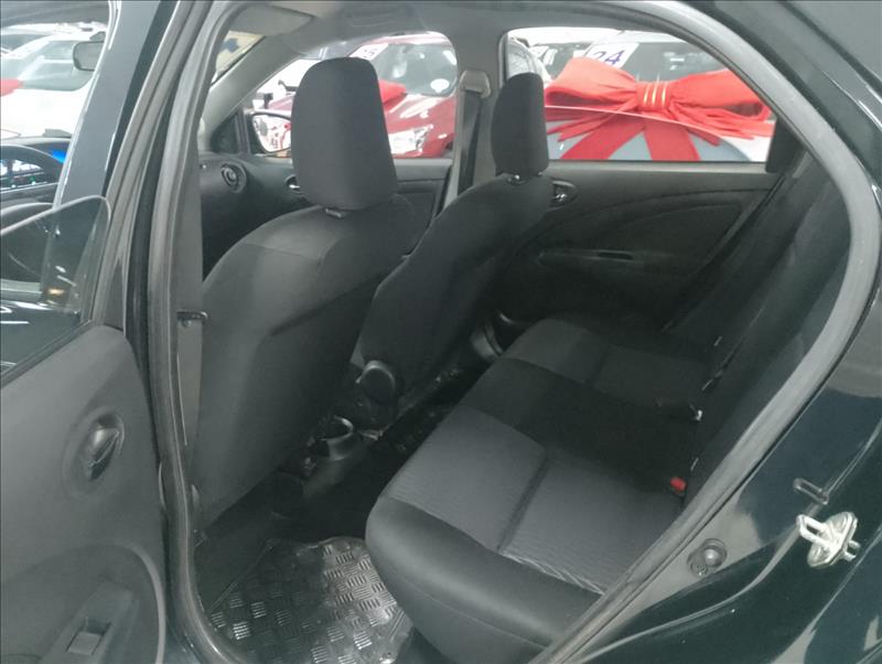 TOYOTA ETIOS 2018