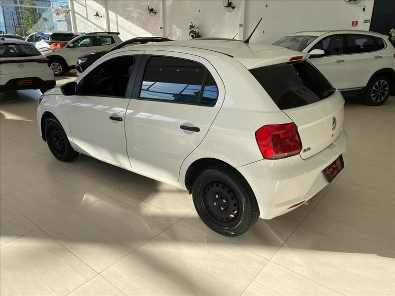 VOLKSWAGEN GOL 2021