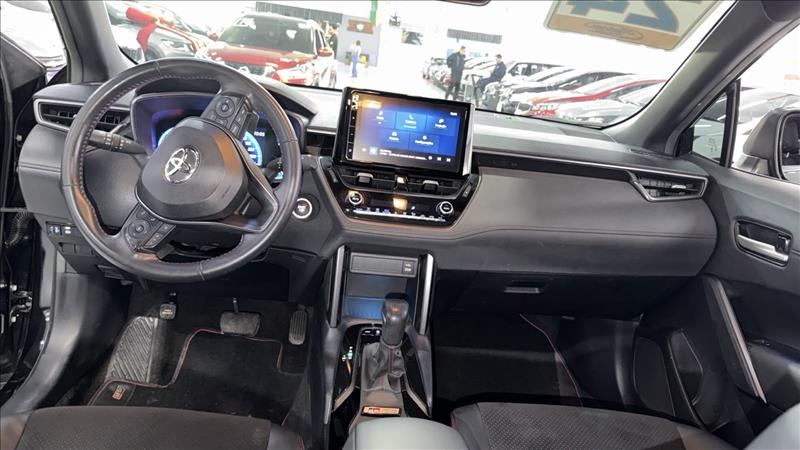 TOYOTA COROLLA CROSS 2024
