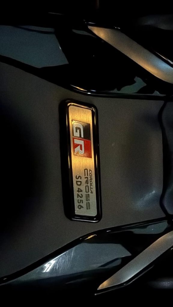TOYOTA COROLLA CROSS 2024