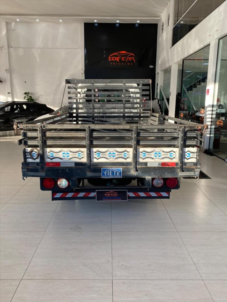 KIA BONGO 2024