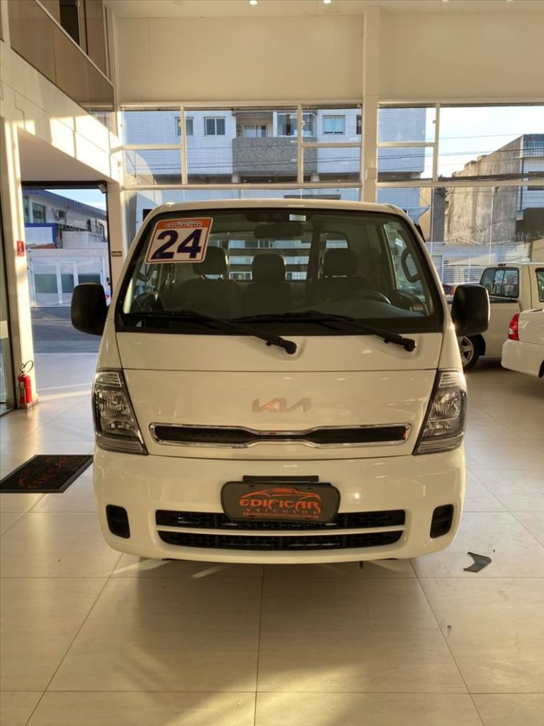 KIA BONGO 2024