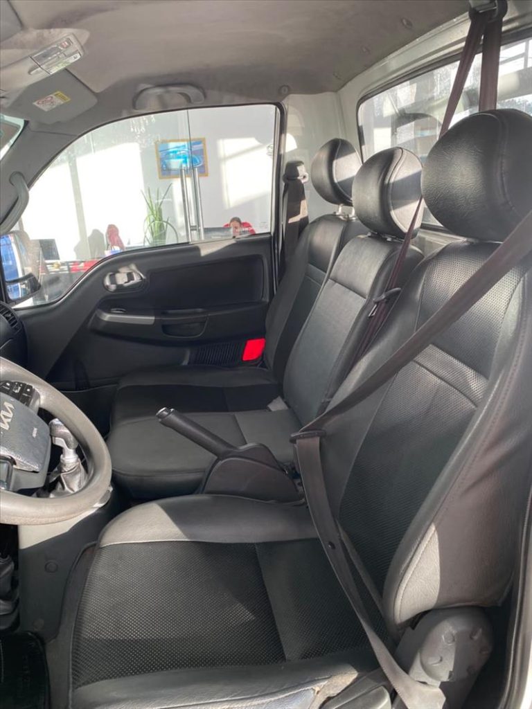 KIA BONGO 2024