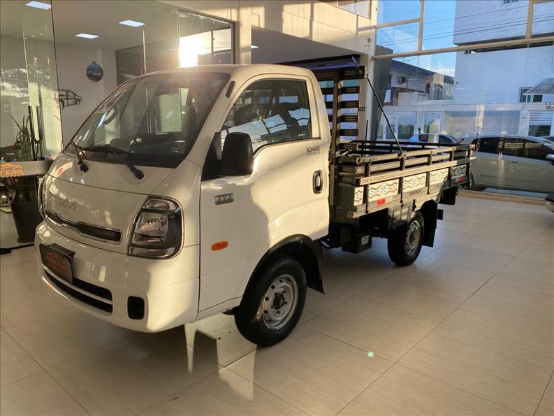KIA BONGO 2024