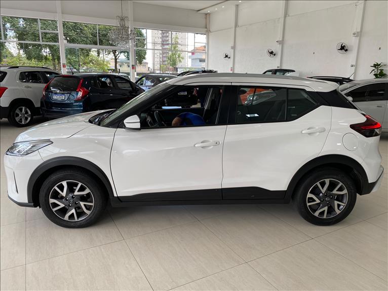 NISSAN KICKS 2024